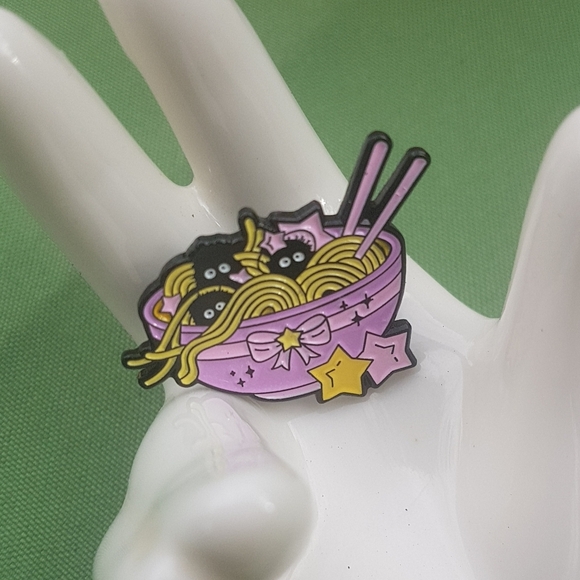 🍜👀 Spirited Away Soot Sprites in Noodles Pin 🥢 - Picture 5 of 5